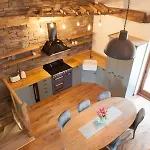 Owls Nook Barn, Luxury Barn With Hot Tub & Sauna Sandford (Cumbria)