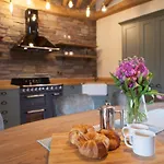 Owls Nook Barn, Luxury Barn With Hot Tub & Sauna 펜션 *