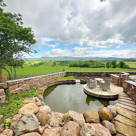 Owls Nook Barn, Luxury Barn With Hot Tub & Sauna Feriehus Sandford (Cumbria)