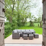 Tatil Evi Owls Nook Barn, Luxury Barn With Hot Tub & Sauna *