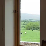 Owls Nook Barn, Luxury Barn With Hot Tub & Sauna * Sandford (Cumbria)