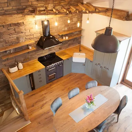 Owls Nook Barn, Luxury Barn With Hot Tub & Sauna Sandford (Cumbria)