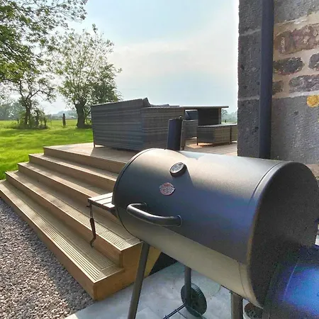 Owls Nook Barn, Luxury Barn With Hot Tub & Sauna * Sandford (Cumbria)